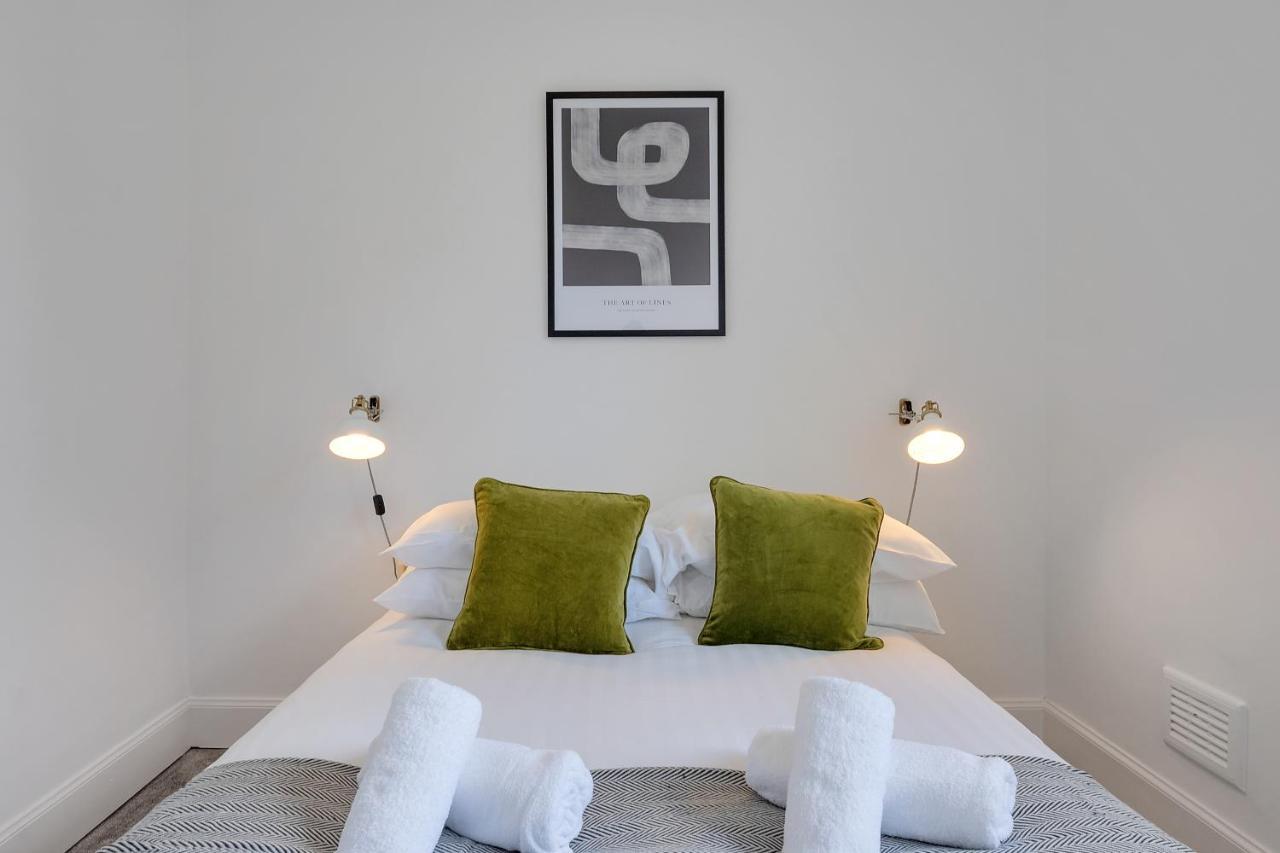 Centre 2 Bedroom Main Door Appartement