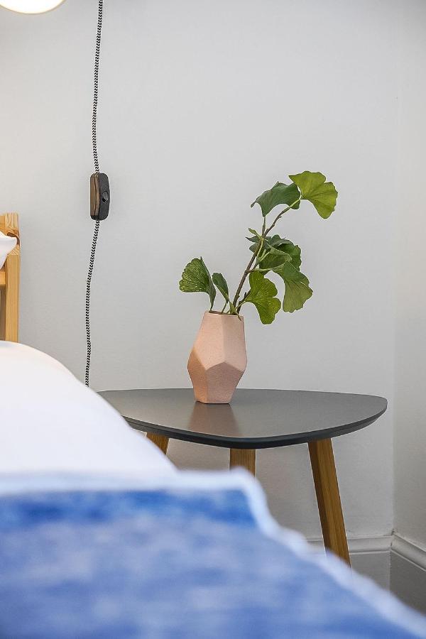 Appartement Centre 2 Bedroom Main Door *