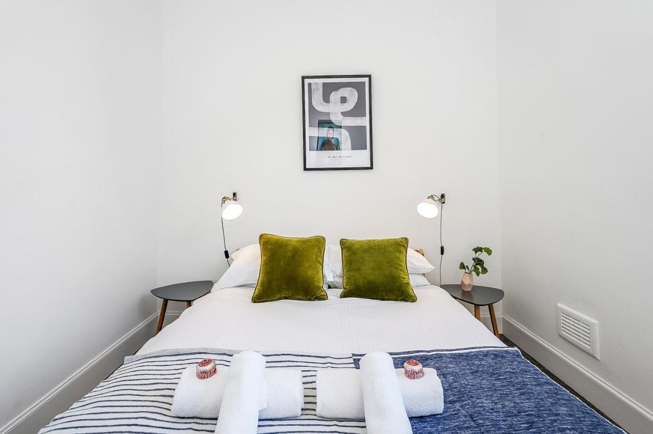 Appartement Centre 2 Bedroom Main Door