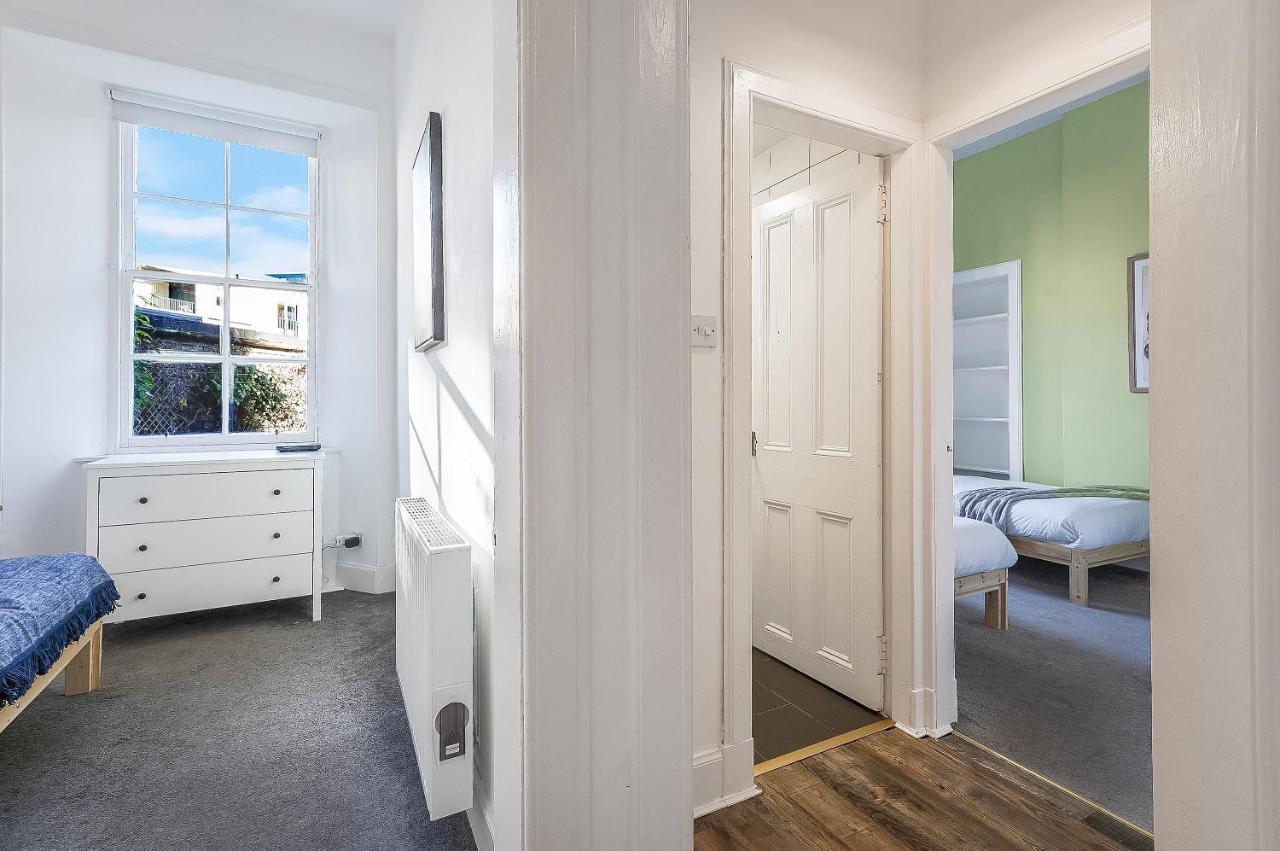 Appartement Centre 2 Bedroom Main Door