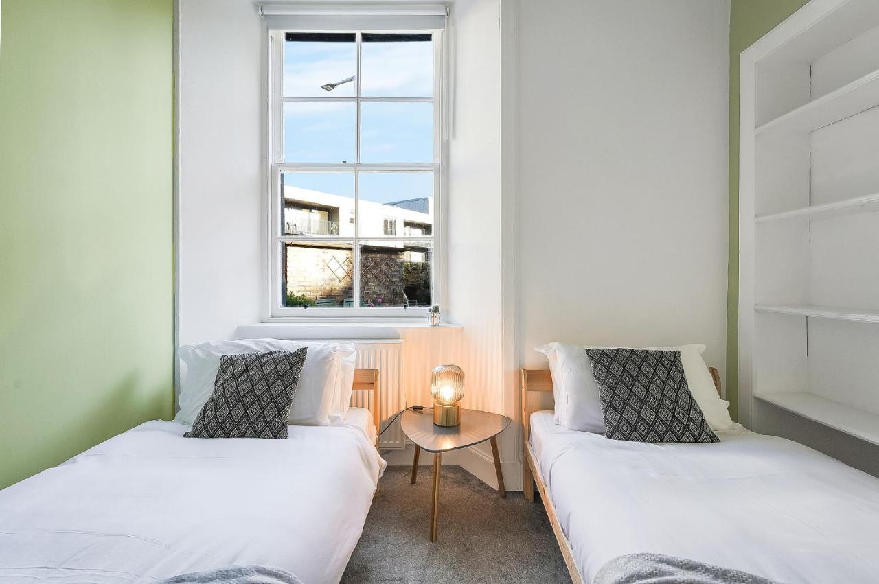 Centre 2 Bedroom Main Door Appartement