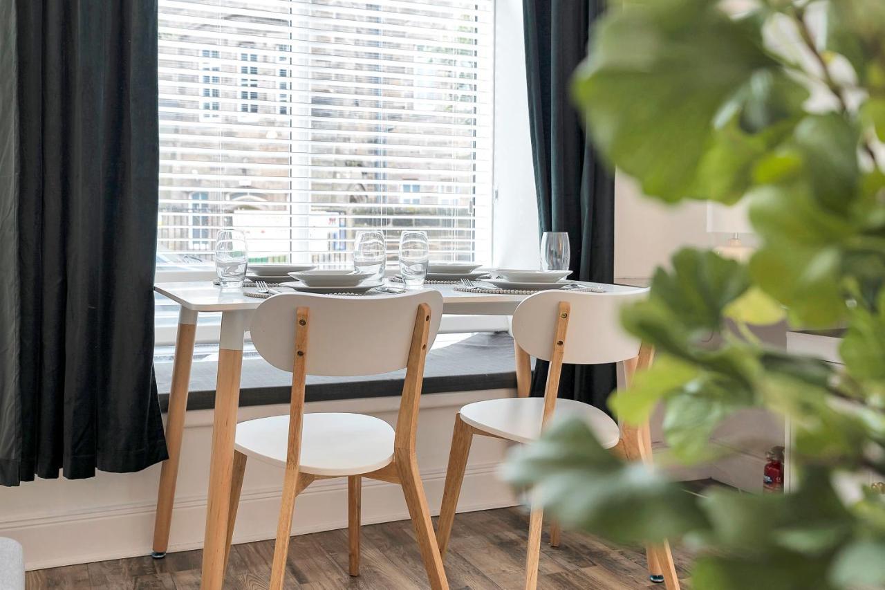 Appartement Centre 2 Bedroom Main Door Edinburgh